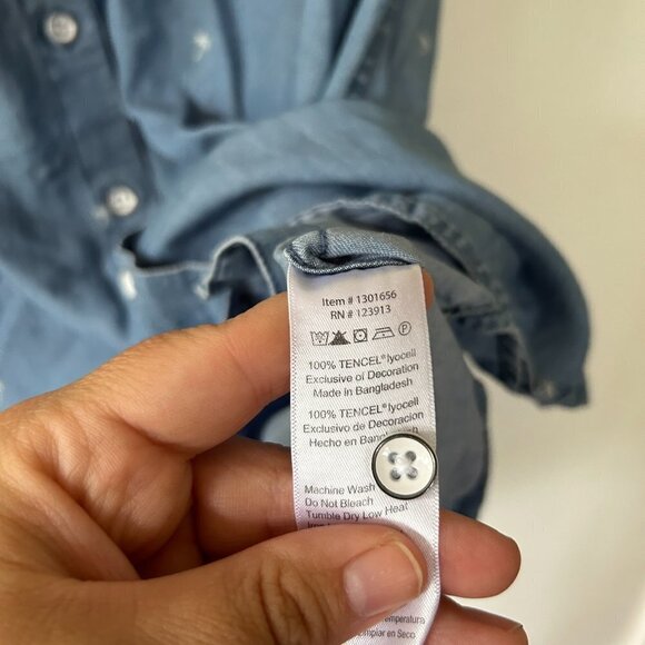 Jachs Girlfriend Chambray Blouse Womens Medium Button Front Collared Palm Trees - Picture 6 of 7
